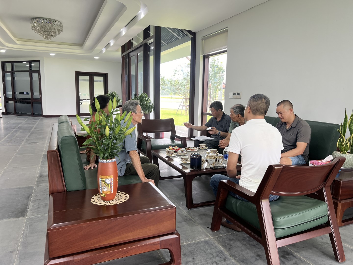 z5530812341317_5f73dc52fd80a3c727cb1bd603910a7b (1)